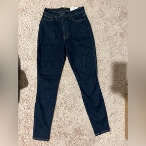 women’s lucky brand dark wash jeans